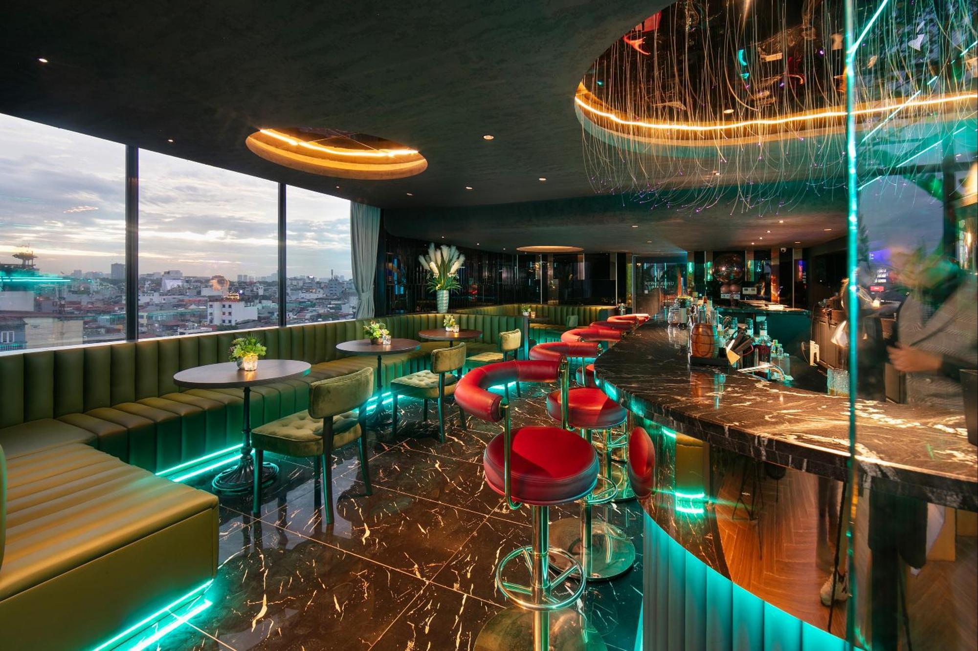 May De Ville Crown Hotel Hanoi Kültér fotó Sky Bar